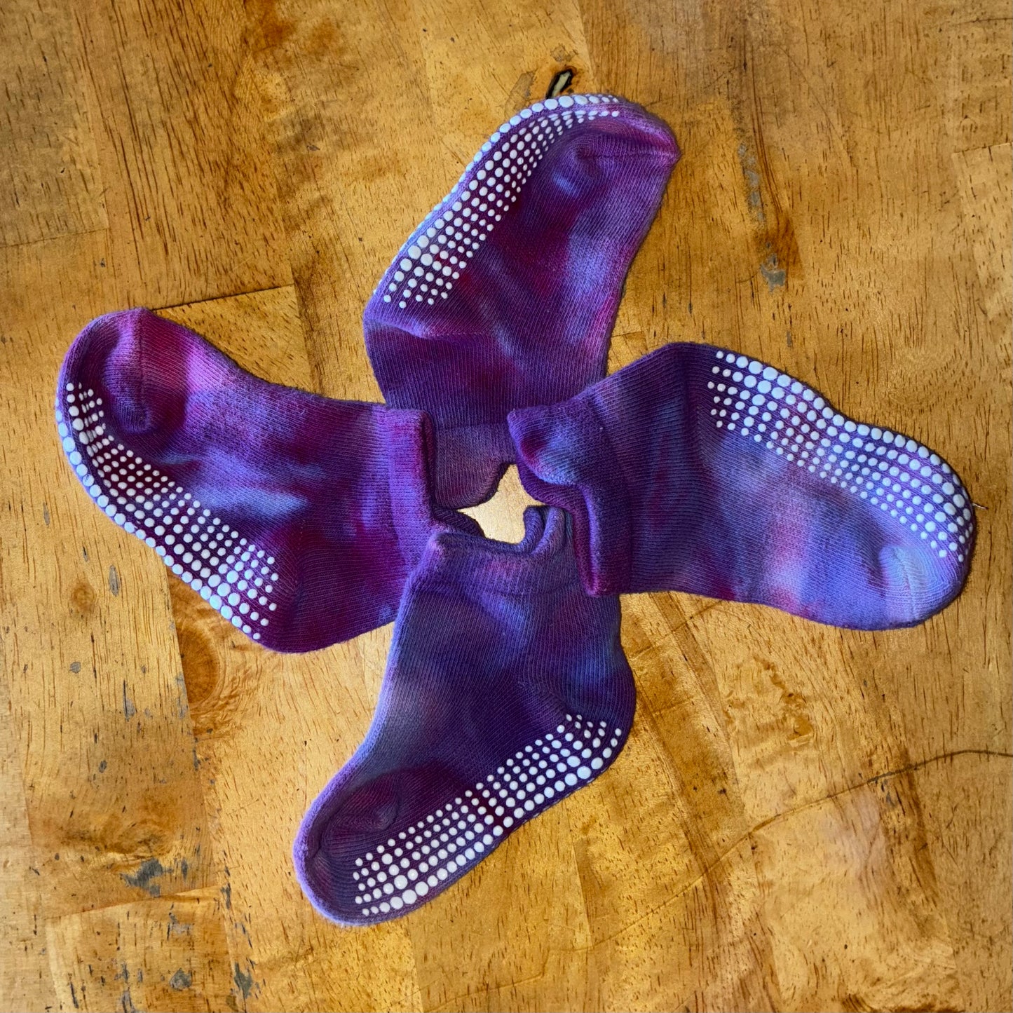 Handdyed Grippy Socks- 2pk