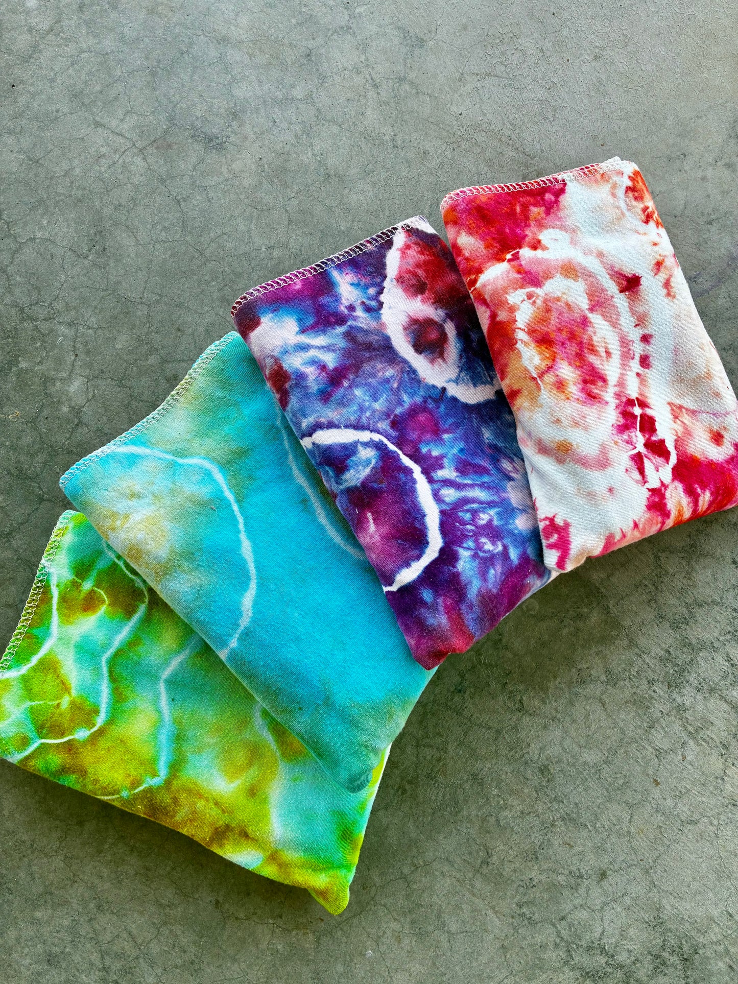 OS Reversible Contours