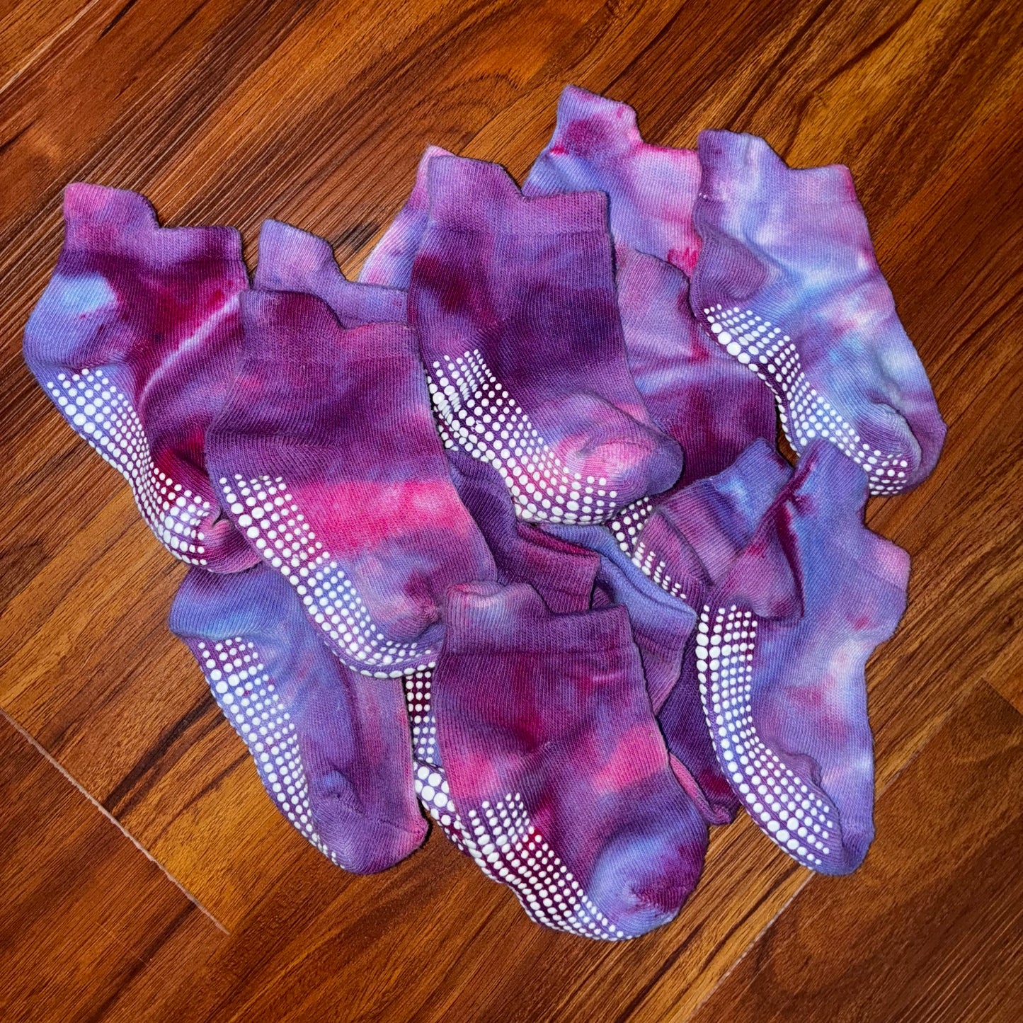 Handdyed Grippy Socks- 2pk